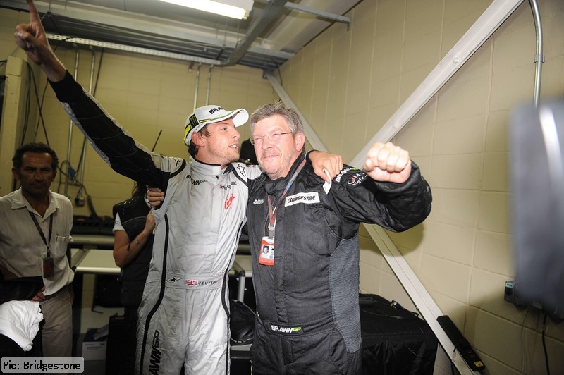 Эмоции Росса Брауна<br />Ross Brawn emotes (slightly)